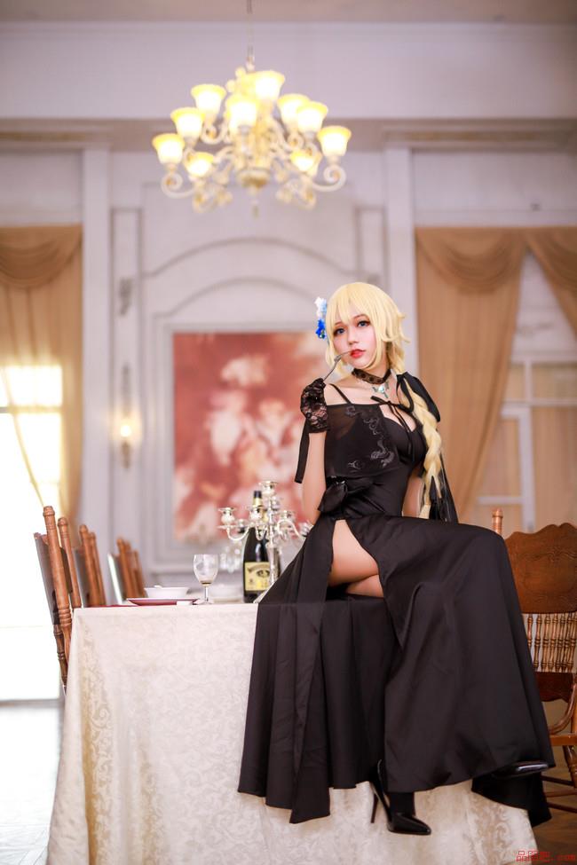 继贞德常服之后，礼服也该发啦~~正片-品图吧