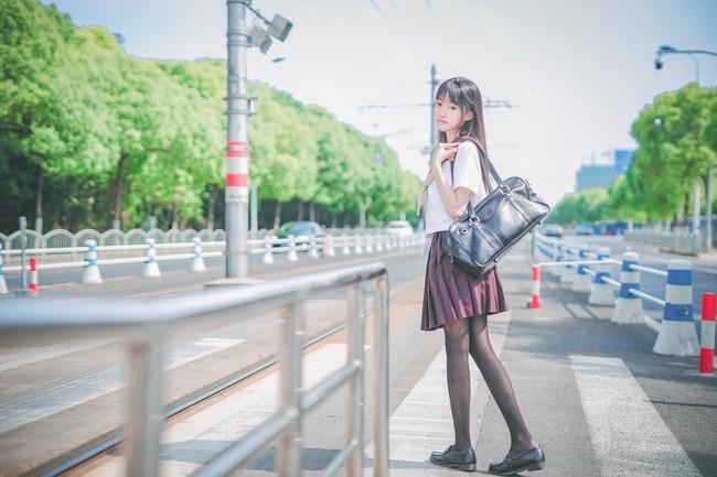 夏天电车与波子汽水的香气JK制服-品图吧