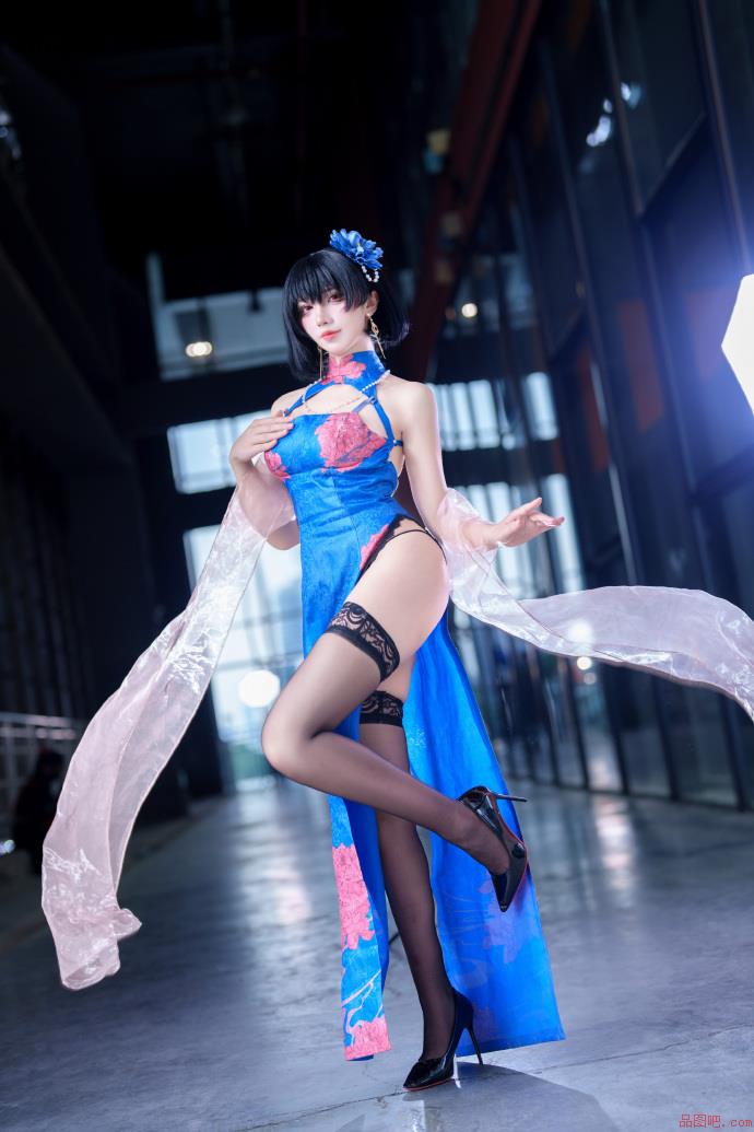 指挥官，有看到建武吗？我会害羞的。正片-品图吧