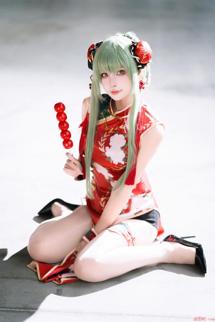 还有一套cc的返图漫展场照-品图吧